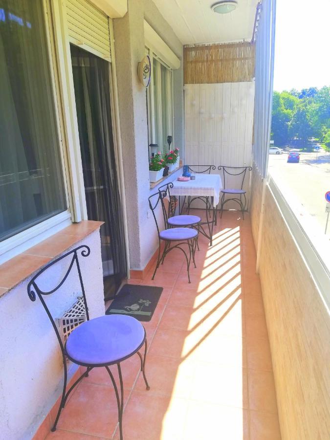 Strandfuerdo Apartman Eger Exteriör bild